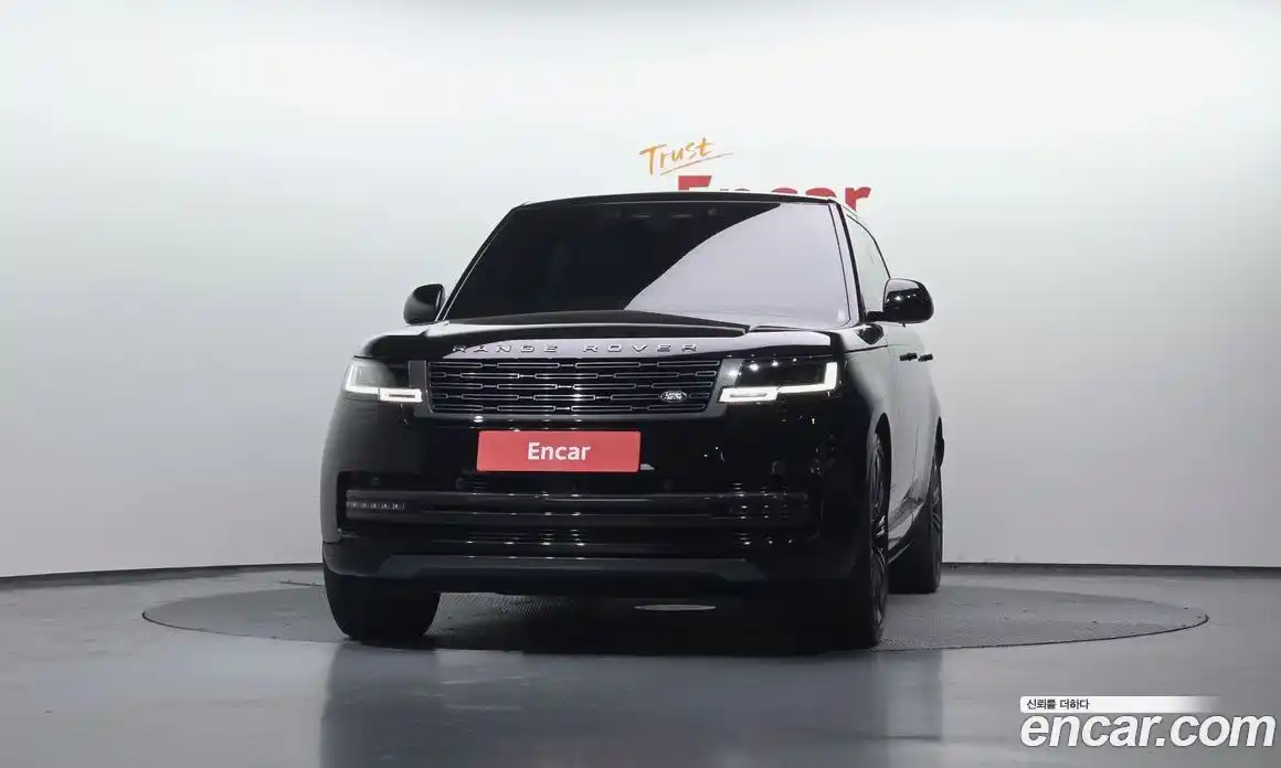 Land Rover Range-Rover 2024 4.4 Автомат в Москве № 627316, фото 3