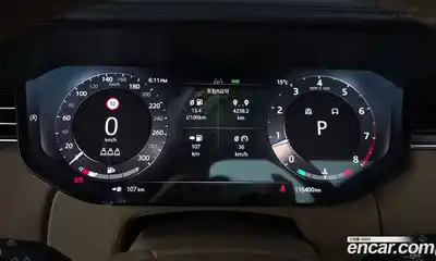 Land Rover Range-Rover 2024 4.4 Автомат в Москве № 627316, миниатюра 8