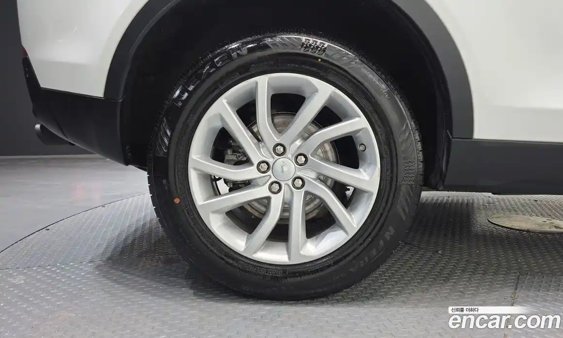 Land Rover Discovery Sport 2019 2.0 Автомат в Москве № 627407, фото 5