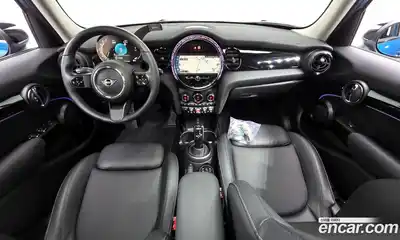 Mini Cooper 2022 1.5 Автомат в Москве № 627723, миниатюра 7