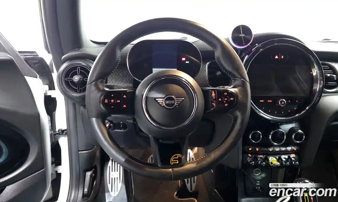 Mini Cooper 2022 Автомат в Москве № 627777, фото 13