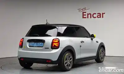 Mini Cooper 2022 Автомат в Москве № 627777, миниатюра 2