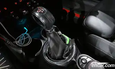 Mini Cooper Convertible 2016 1.5 Автомат в Москве № 628104, миниатюра 9