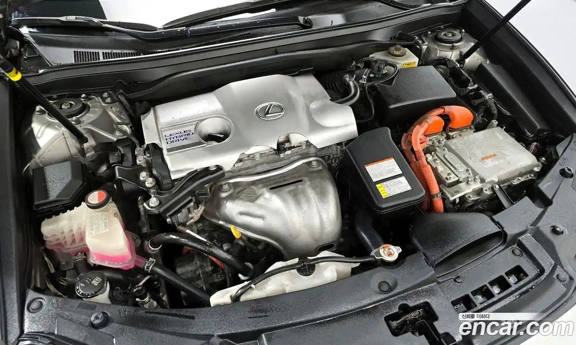 Lexus ES 2016 2.5 Автомат в Москве № 628604, фото 6