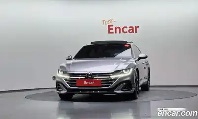Volkswagen Arteon 2023 2.0 Автомат в Москве № 628900, миниатюра 3