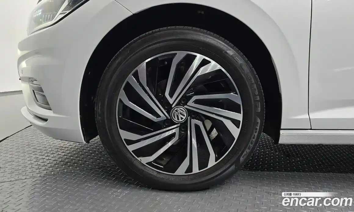 Volkswagen Jetta 2020 1.4 Автомат в Москве № 628945, фото 5