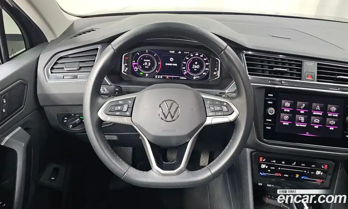 Volkswagen Tiguan 2023 2.0 Автомат в Москве № 628951, фото 13