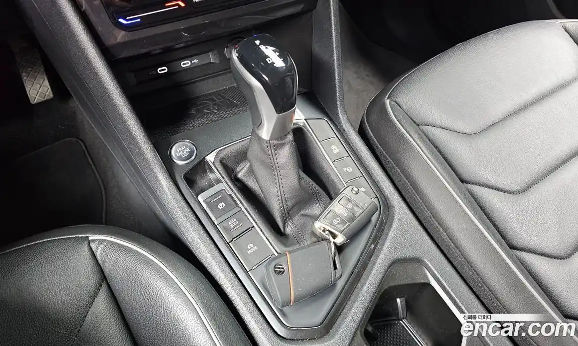 Volkswagen Tiguan 2023 2.0 Автомат в Москве № 628951, фото 9