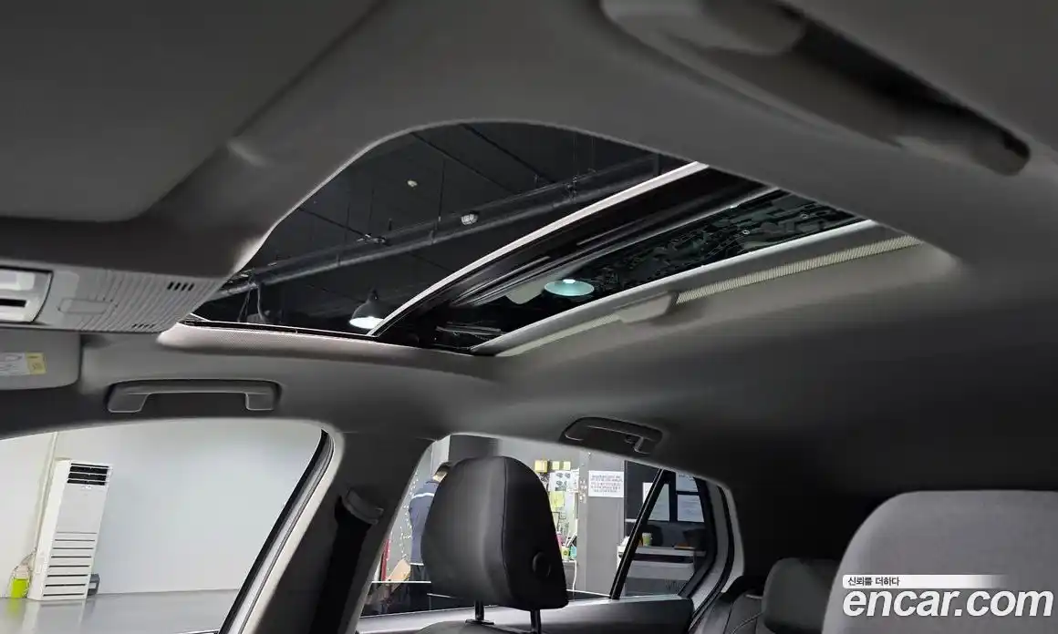 Volkswagen Golf 2023 2.0 Автомат в Москве № 628987, фото 16