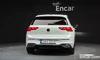 Volkswagen Golf 2023 2.0 Автомат в Москве № 628987, миниатюра 4