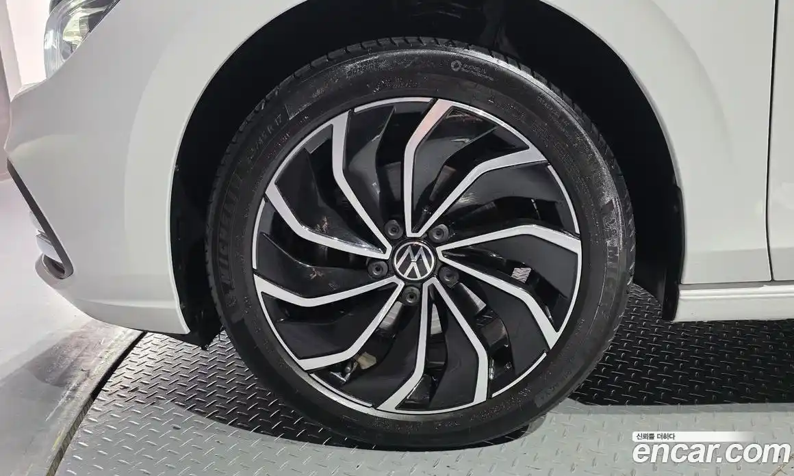 Volkswagen Golf 2023 2.0 Автомат в Москве № 628987, фото 5