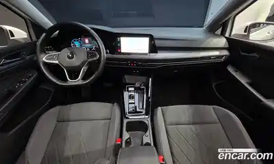 Volkswagen Golf 2023 2.0 Автомат в Москве № 628987, миниатюра 7