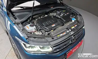 Volkswagen Tiguan 2023 2.0 Автомат в Москве № 628988, миниатюра 6