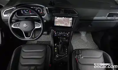 Volkswagen Tiguan 2023 2.0 Автомат в Москве № 628988, миниатюра 7