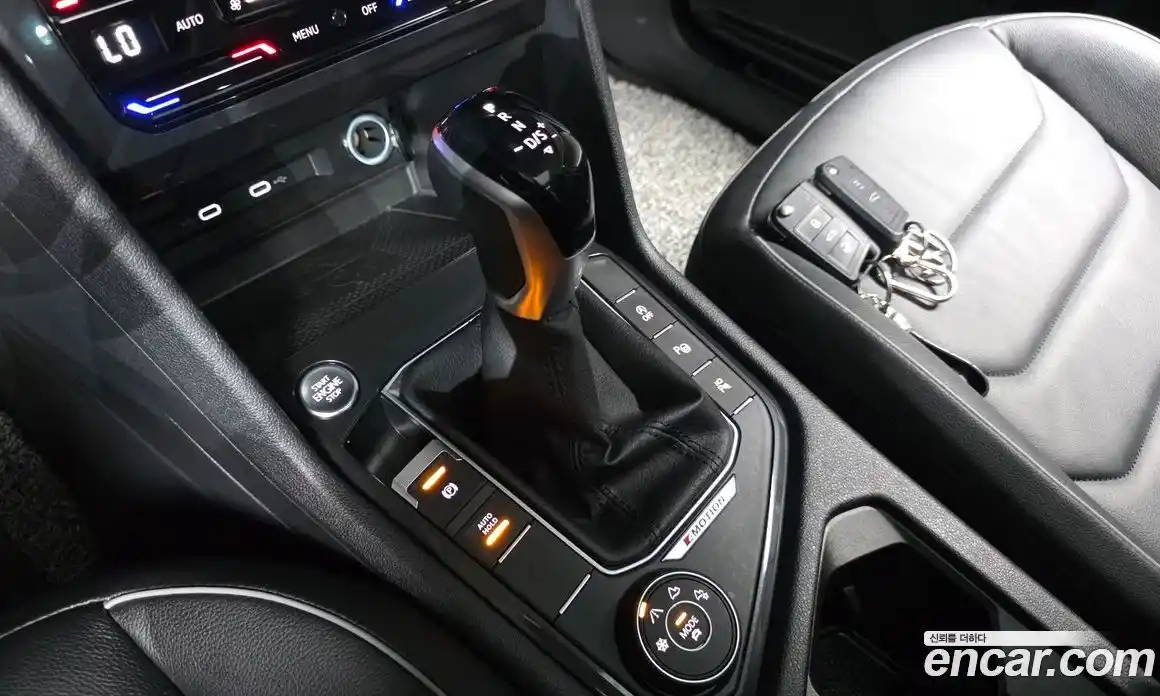 Volkswagen Tiguan 2023 2.0 Автомат в Москве № 628988, фото 9