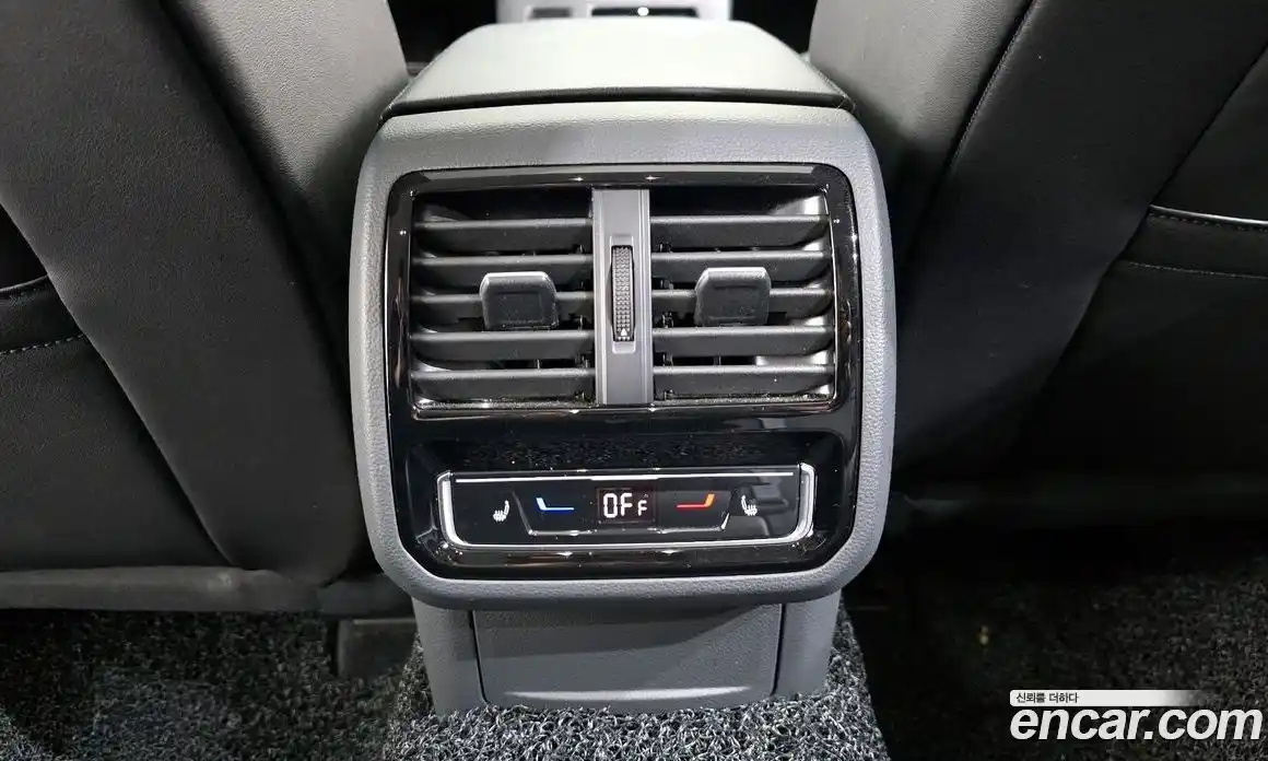 Volkswagen Arteon 2023 2.0 Автомат в Москве № 629034, фото 19