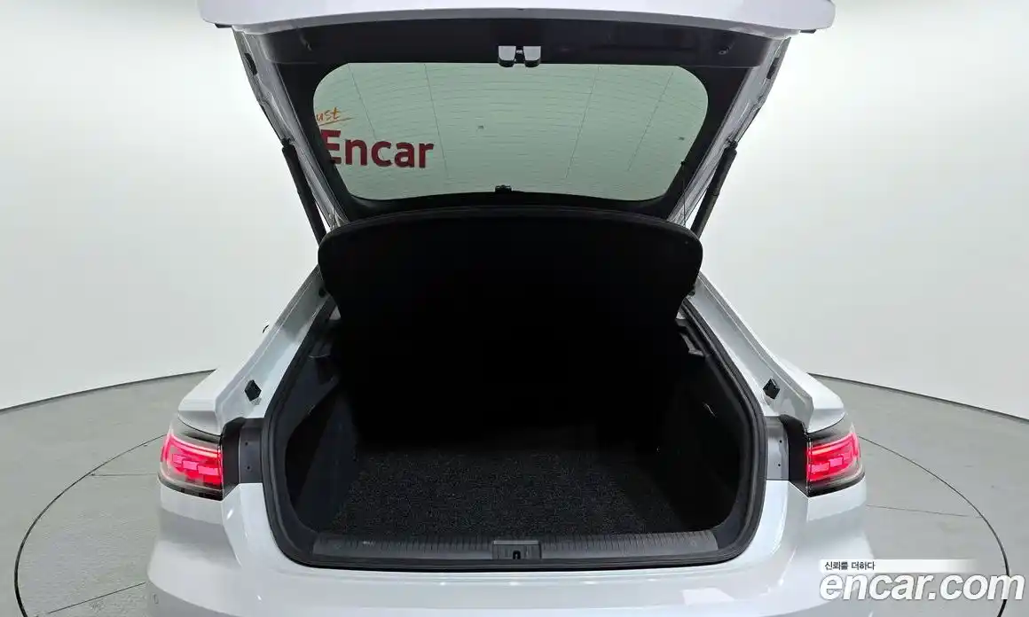 Volkswagen Arteon 2023 2.0 Автомат в Москве № 629034, фото 20