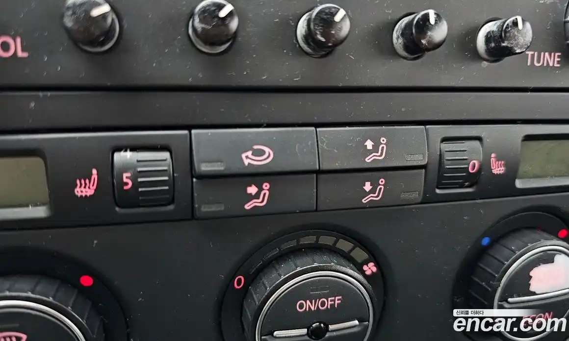 Volkswagen Golf 2007 2.0 Автомат в Москве № 629136, фото 16