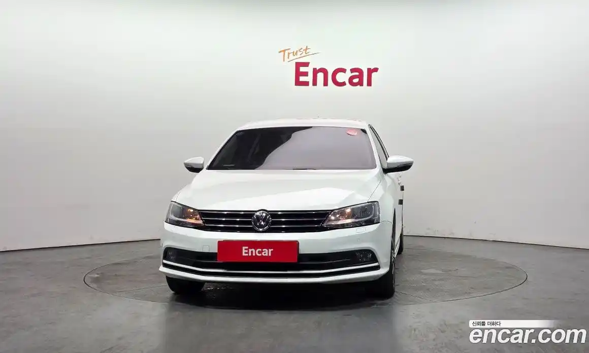 Volkswagen Jetta 2015 2.0 Автомат в Москве № 629150, фото 3