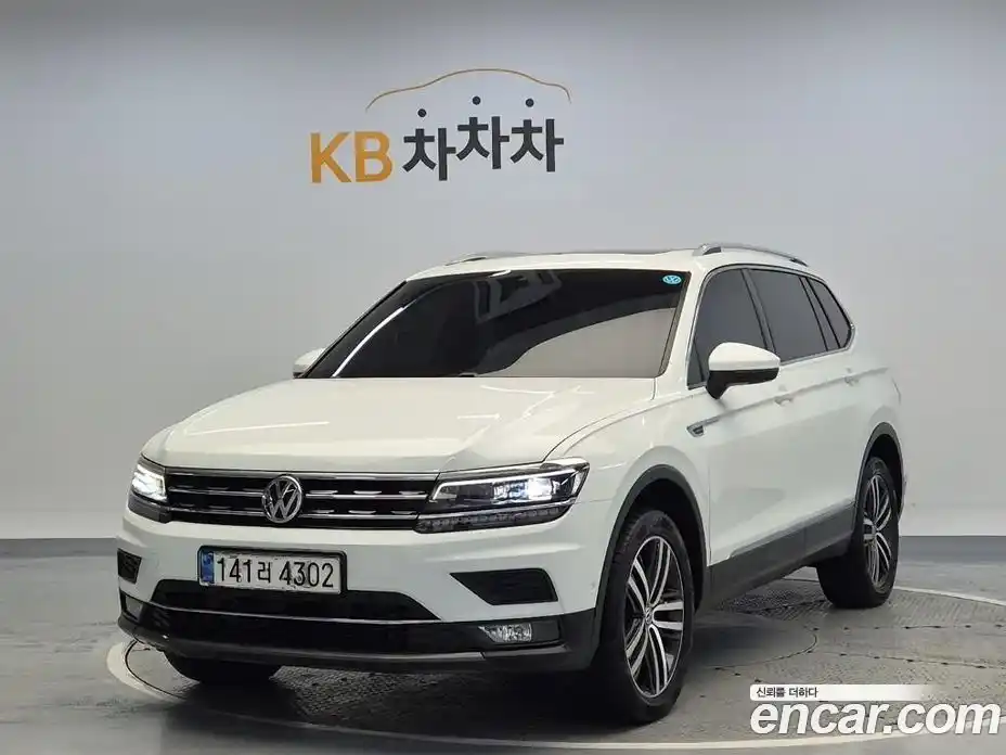 Volkswagen Tiguan 2020 2.0 Автомат в Москве № 629313, фото 3