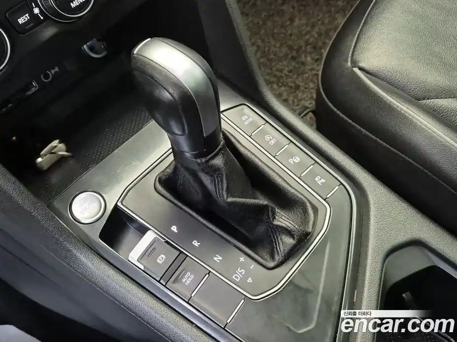 Volkswagen Tiguan 2020 2.0 Автомат в Москве № 629313, фото 9