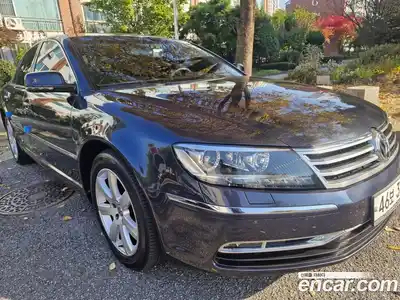 Volkswagen Phaeton, 2011