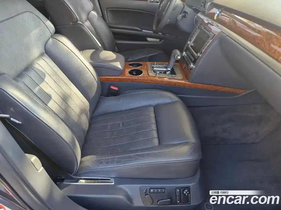 Volkswagen Phaeton 2011 3.0 Автомат в Москве № 629320, фото 19