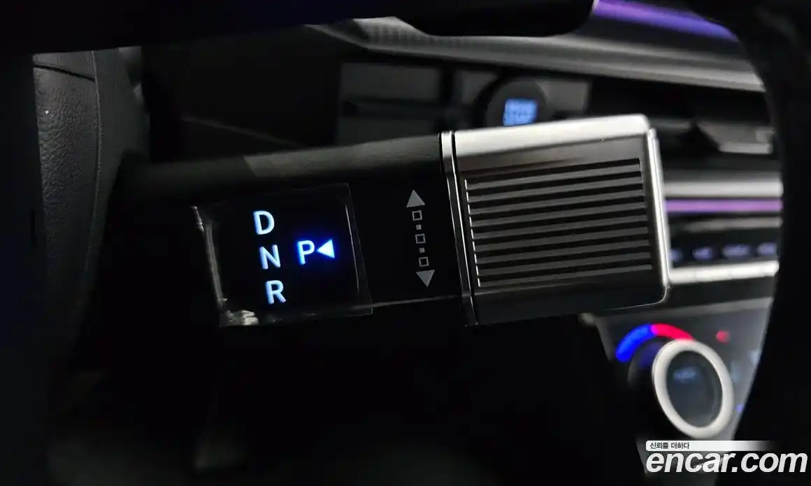 Hyundai Santa Fe 2024 1.6 Автомат в Москве № 124786, фото 9