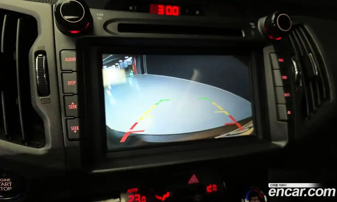 Kia Sportage 2013 2.0 Автомат в Москве № 132871, фото 16