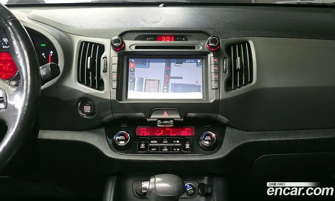 Kia Sportage 2013 2.0 Автомат в Москве № 132871, фото 19