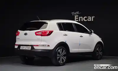 Kia Sportage 2013 2.0 Автомат в Москве № 132871, миниатюра 2