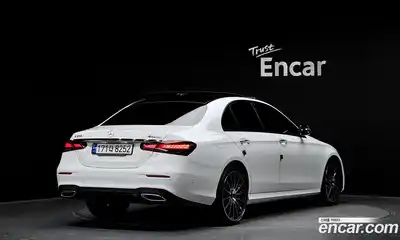 Mercedes-Benz E-Class 2023 2.0 Автомат в Москве № 140429, миниатюра 2