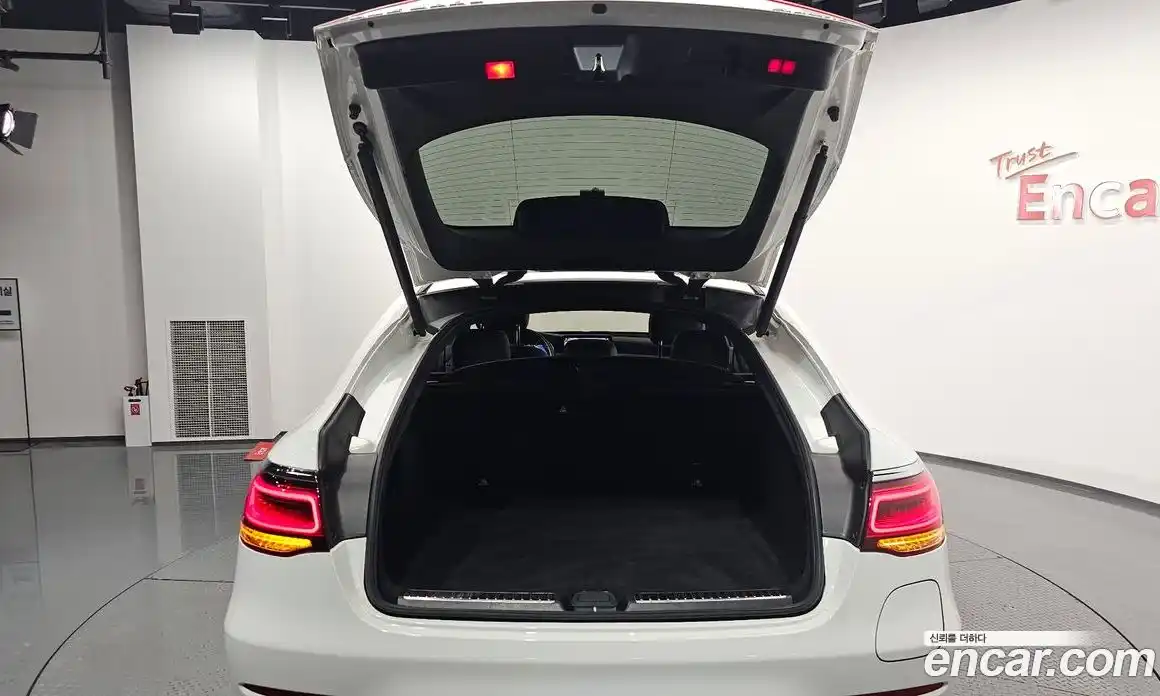 Mercedes-Benz GLC-Class 2021 2.0 Автомат в Москве № 142835, фото 19