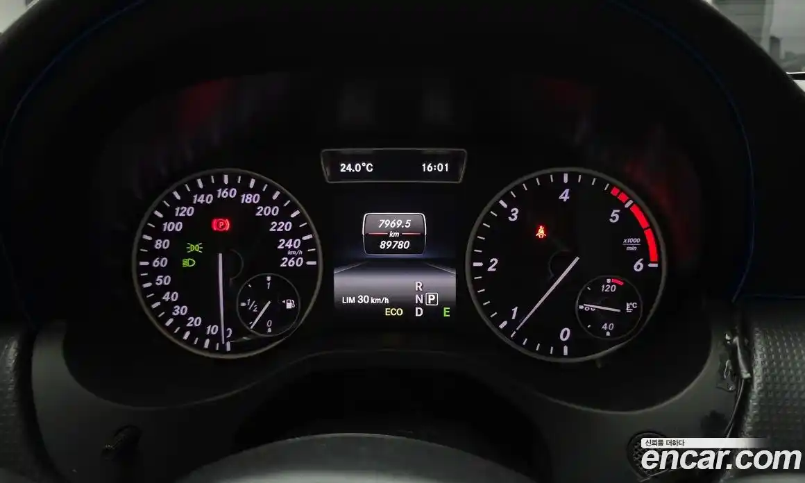 Mercedes-Benz A-Class 2015 1.5 Автомат в Москве № 161724, фото 8