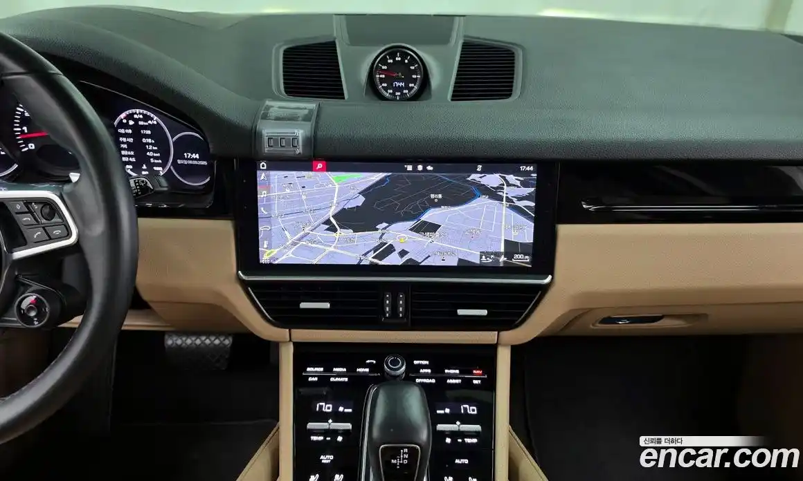 Porsche Cayenne 2020 3.0 Автомат в Москве № 165357, фото 14