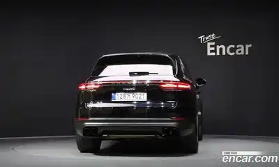 Porsche Cayenne 2020 3.0 Автомат в Москве № 165357, миниатюра 4