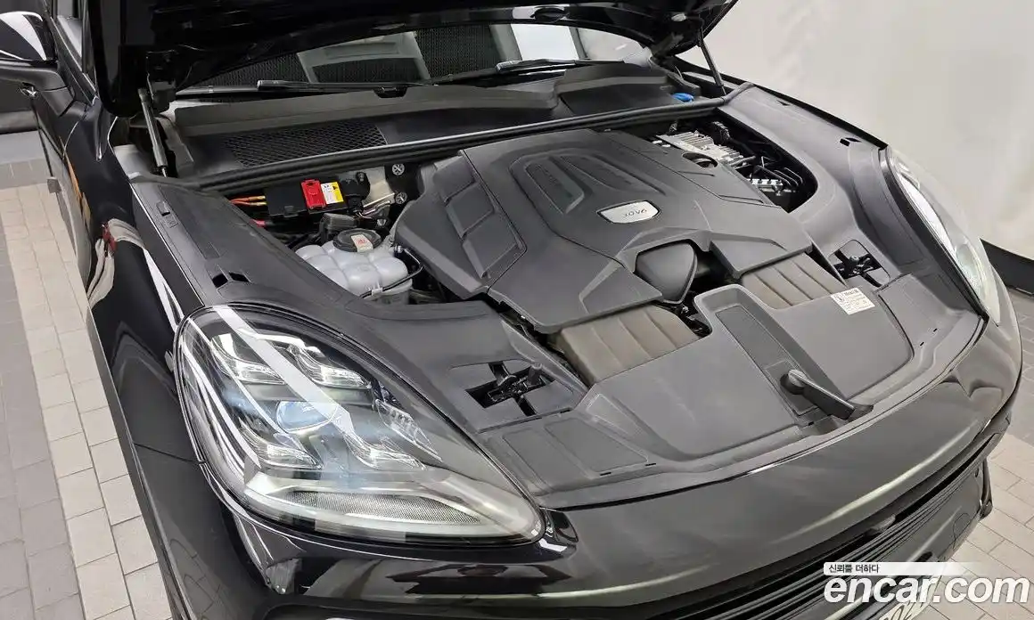 Porsche Cayenne 2020 3.0 Автомат в Москве № 165357, фото 6