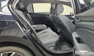 Volkswagen Golf 2022 2.0 Автомат в Москве № 168684, миниатюра 12