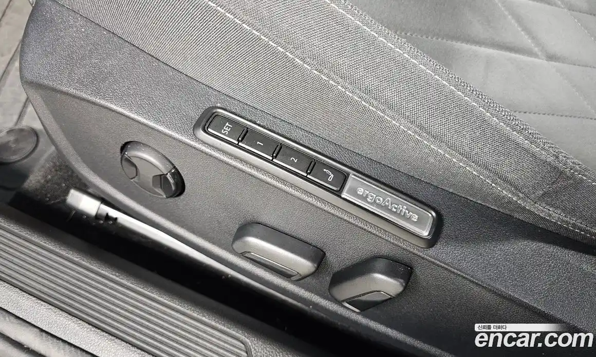 Volkswagen Golf 2022 2.0 Автомат в Москве № 168684, фото 14