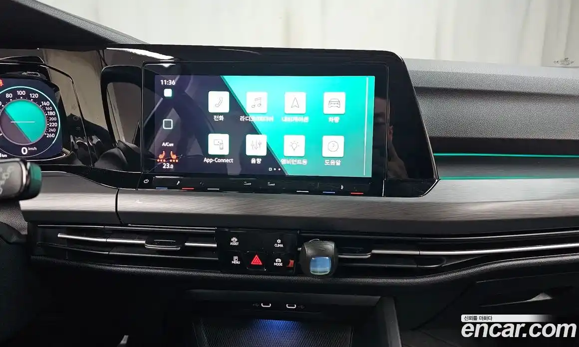 Volkswagen Golf 2022 2.0 Автомат в Москве № 168684, фото 16