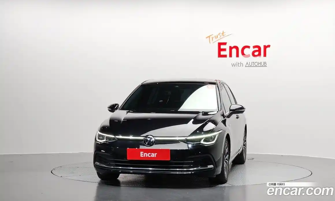 Volkswagen Golf 2022 2.0 Автомат в Москве № 168684, фото 3