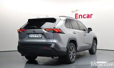 Toyota RAV4 2022 2.5 Автомат в Москве № 170279, миниатюра 2