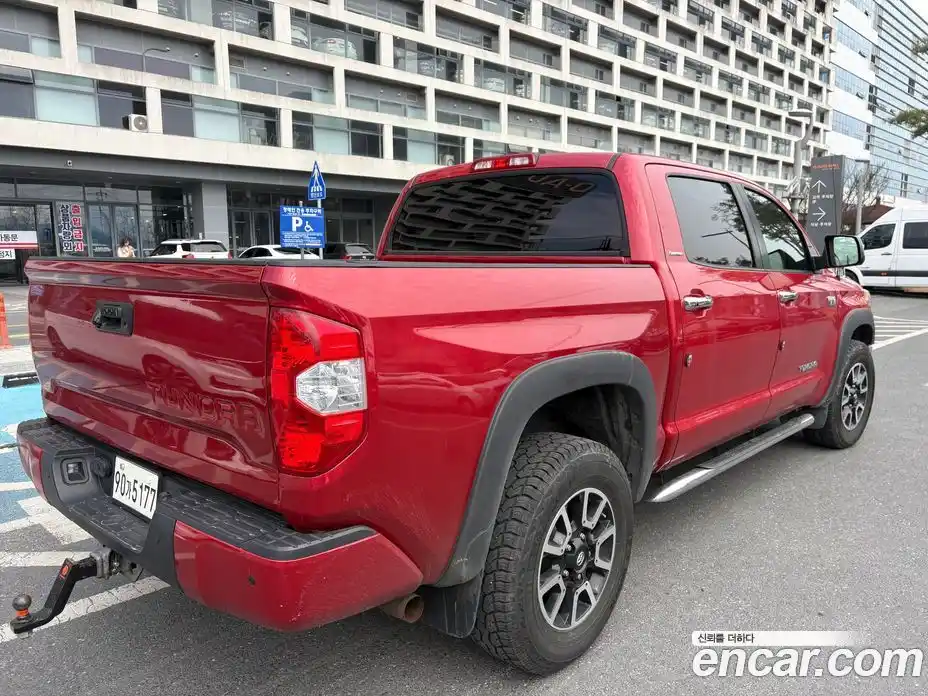 Toyota Tundra 2014 5.7 Автомат в Москве № 170365, фото 3