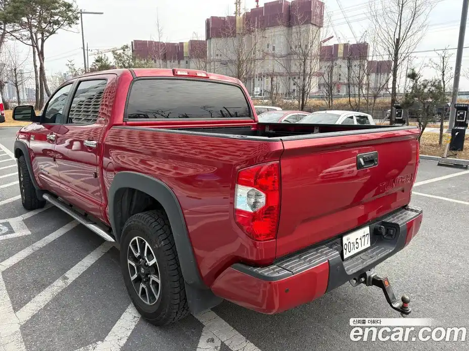 Toyota Tundra 2014 5.7 Автомат в Москве № 170365, фото 5