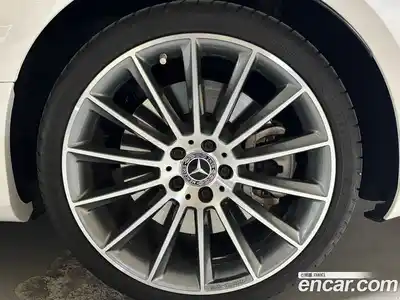 Mercedes-Benz E-Class 2022 3.0 Автомат в Москве № 177571, миниатюра 7