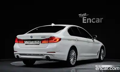 BMW 5-Series 2020 2.0 Автомат в Москве № 191934, миниатюра 2