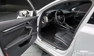 Audi A3 2023 2.0 Автомат в Москве № 195954, миниатюра 10