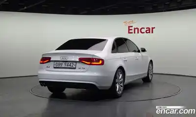 Audi A4 2015 2.0 Автомат в Москве № 196687, миниатюра 2
