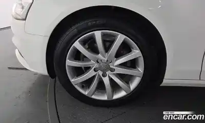 Audi A4 2015 2.0 Автомат в Москве № 196687, миниатюра 5