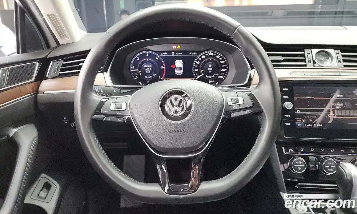 Volkswagen Passat 2018 2.0 Автомат в Москве № 199311, фото 13